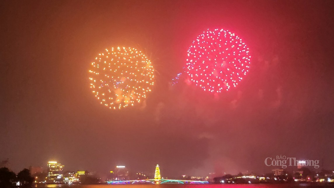 Phú Thọ sẽ tổ chức bắn pháo hoa tại 5 điểm dịp Tết Nguyên đán Ất Tỵ 2025. Ảnh: Khôi Nguyên Phú Thọ sẽ tổ chức bắn pháo hoa tại 5 điểm dịp Tết Nguyên đán Ất Tỵ 2025. Ảnh: Khôi Nguyên