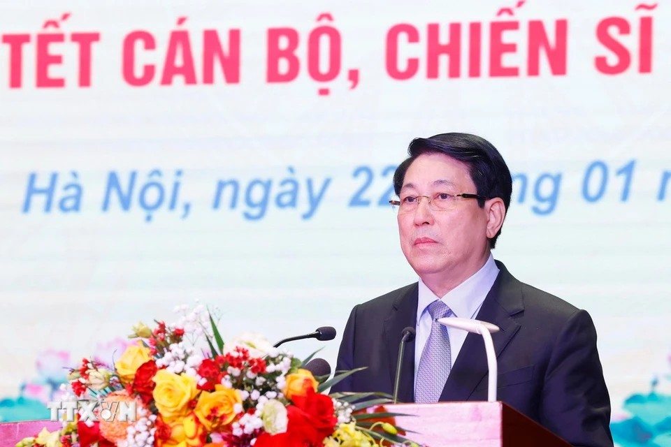 Chủ tịch nước Lương Cường chúc Tết cán bộ, chiến sỹ Bộ Tư lệnh Cảnh vệ. (Ảnh: Lâm Khánh/TTXVN) Chủ tịch nước Lương Cường chúc Tết cán bộ, chiến sỹ Bộ Tư lệnh Cảnh vệ. (Ảnh: Lâm Khánh/TTXVN)