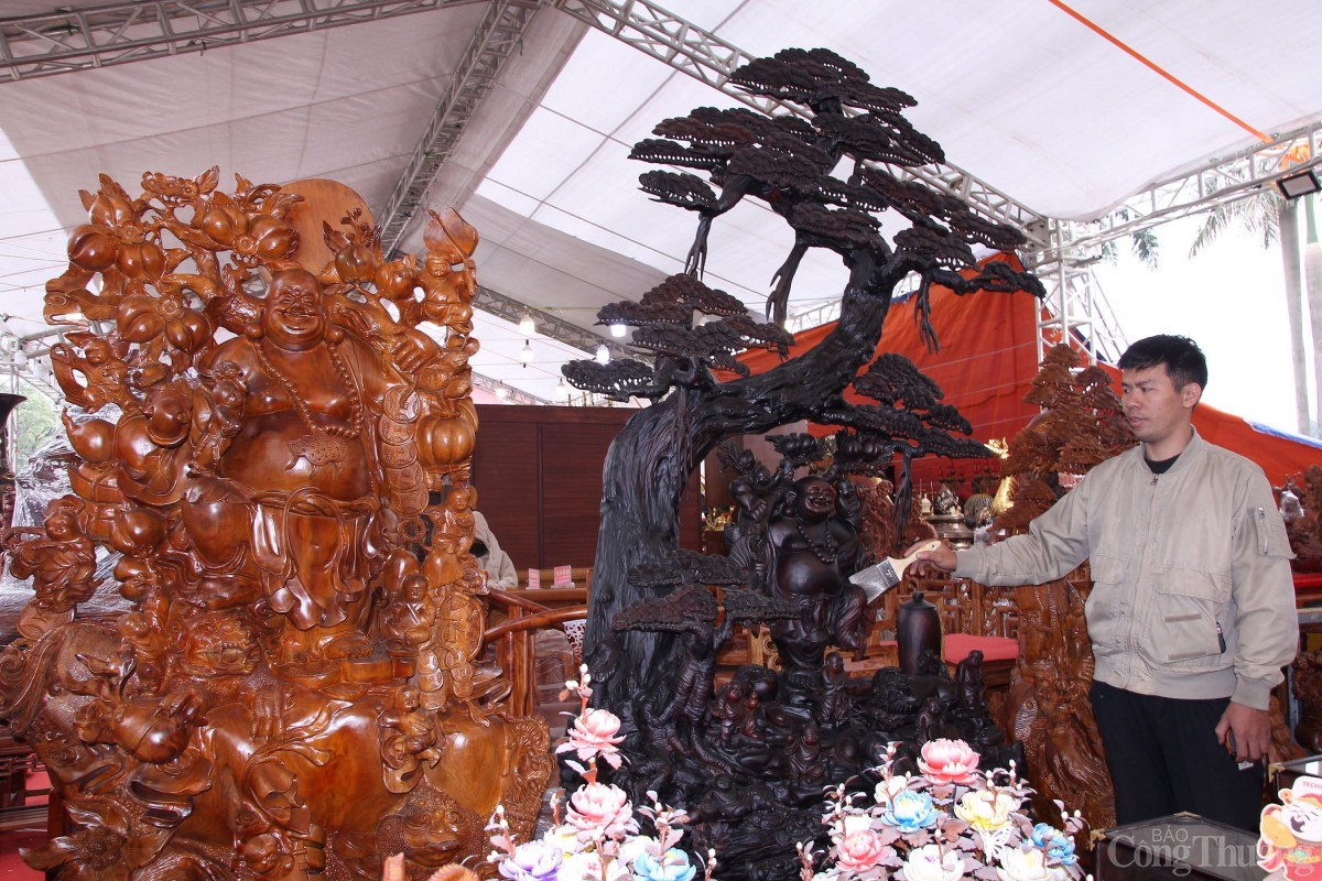 Siêu phẩm tháp trầm hương 1,6 tỷ, chủ không bán để chơi