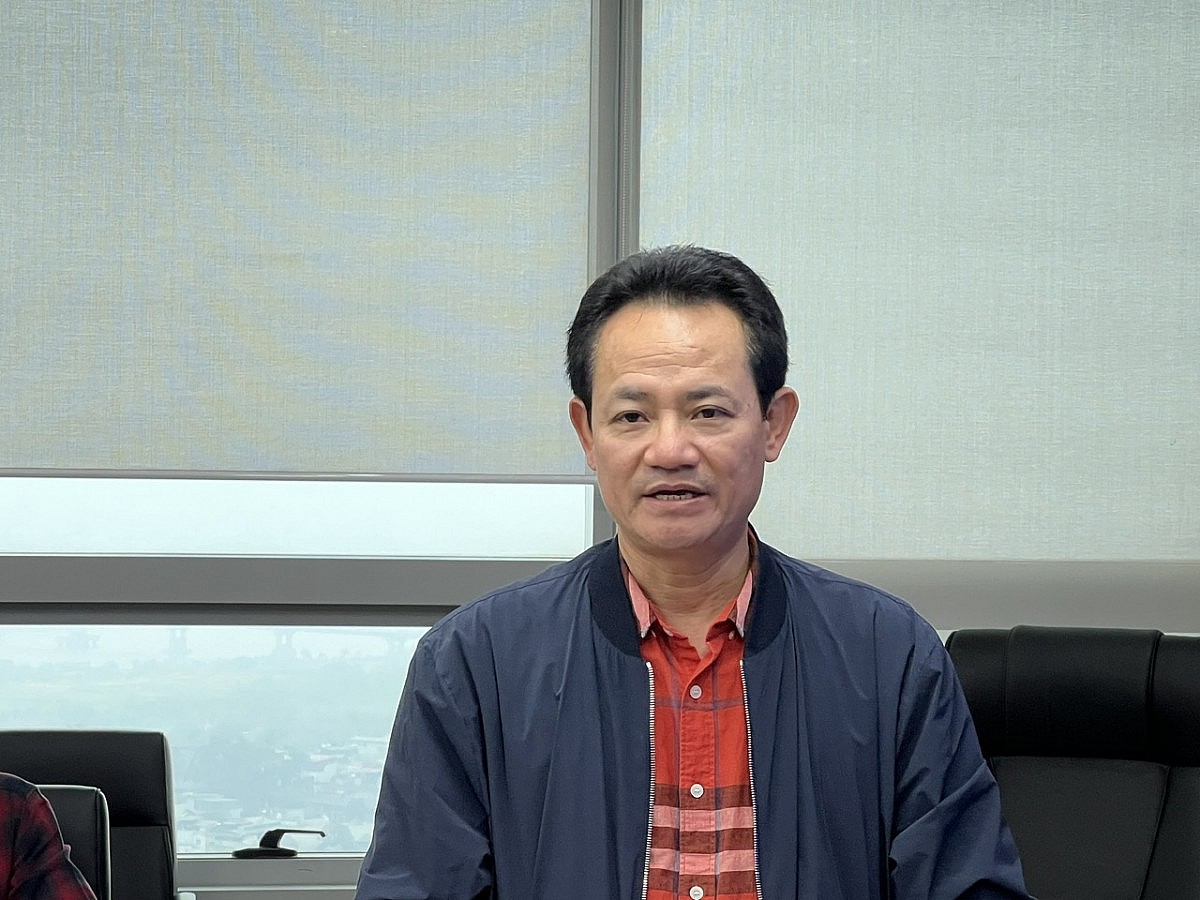 Ảnh Thứ trưởng Trương Thanh Hoài kiểm tra điện dịp Tết