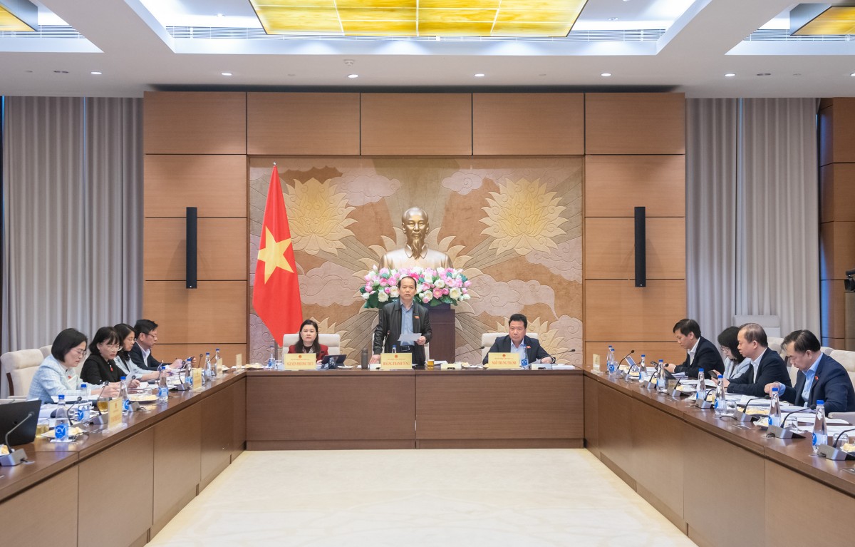 Chủ nhiệm Ủy ban Pháp luật của Quốc hội Hoàng Thanh Tùng chủ trì phiên họp Chủ nhiệm Ủy ban Pháp luật của Quốc hội Hoàng Thanh Tùng chủ trì phiên họp