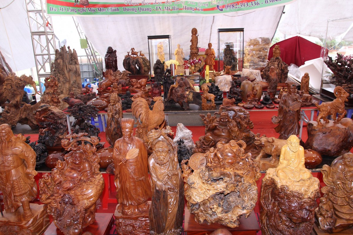 Siêu phẩm tháp trầm hương 1,6 tỷ, chủ không bán để chơi