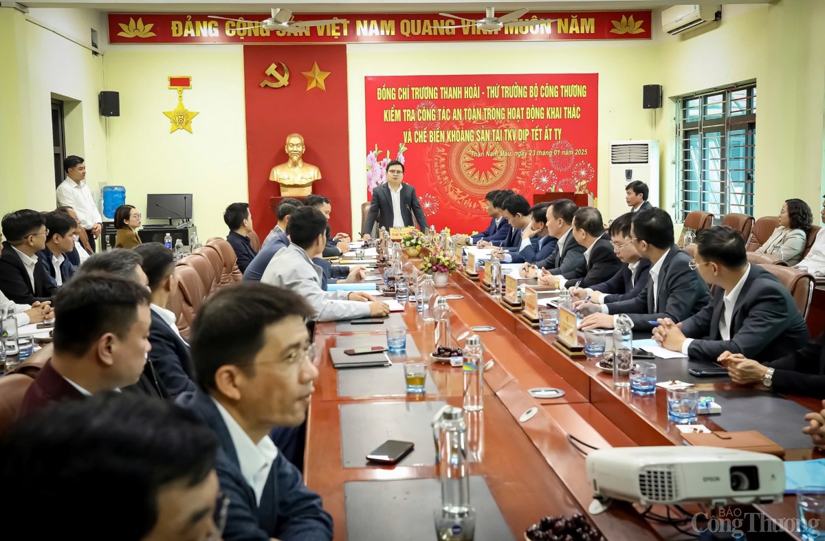 Thứ trưởng Trương Thanh Hoài thực hiện nghiêm túc các quy chuẩn, Thứ trưởng Trương Thanh Hoài thực hiện nghiêm túc các quy chuẩn,