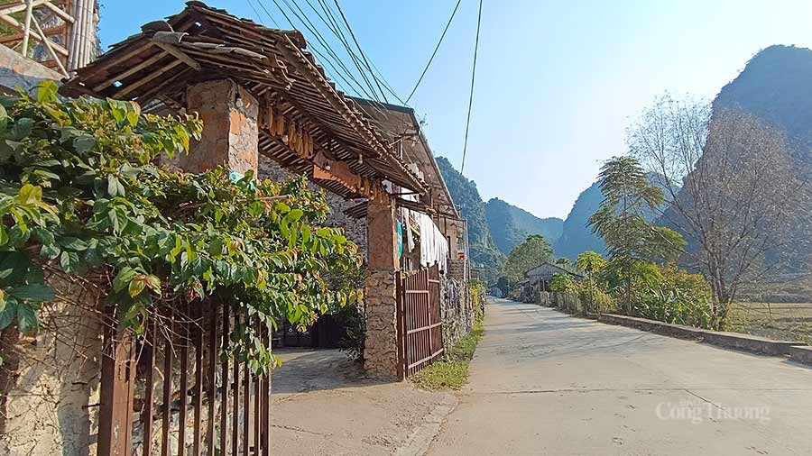 Về thăm "Làng đá nở hoa" nơi biên cương Cao Bằng Về thăm "Làng đá nở hoa" nơi biên cương Cao Bằng