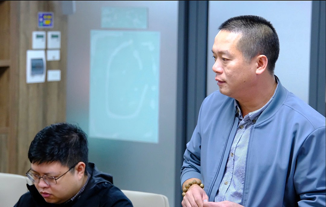 Chùm ảnh kiểm tra đảm bảo điện khối truyền tải dịp Tết