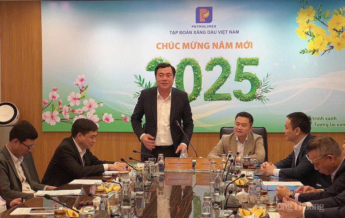 Đoàn công tác Bộ Công Thương làm việc với Tập đoàn Xăng dầu Việt Nam (Petrolimex) Đoàn công tác Bộ Công Thương làm việc với Tập đoàn Xăng dầu Việt Nam (Petrolimex)