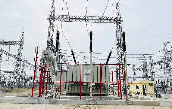 Máy biến áp Trạm Biến áp Máy biến áp Trạm Biến áp