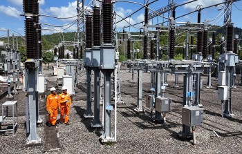Vận hành loạt công trình điện phía Nam trước kỳ nghỉ Tết
