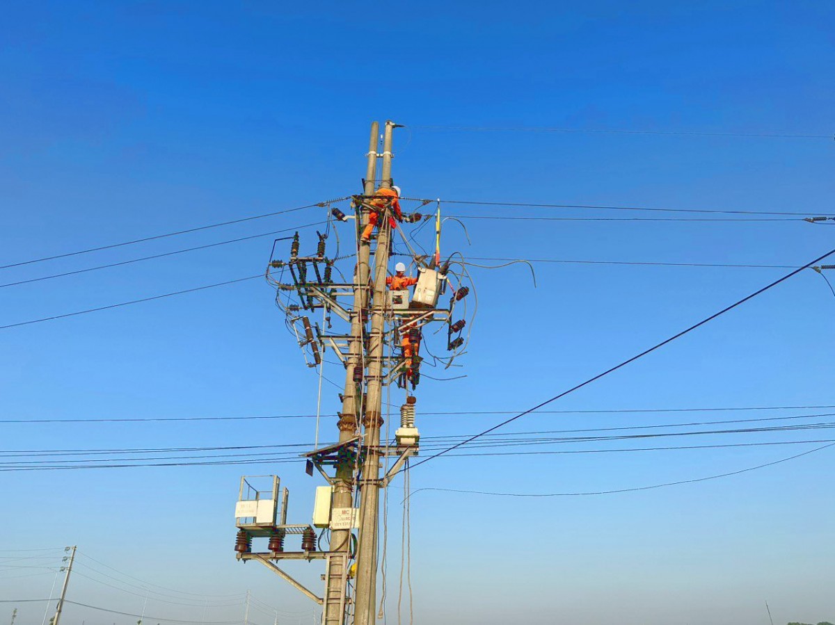 Tỉnh không còn hộ nghèo đảm bảo cấp điện Tết Nguyên đán ra sao Tỉnh không còn hộ nghèo đảm bảo cấp điện Tết Nguyên đán ra sao