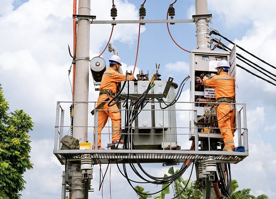 Tỉnh không còn hộ nghèo đảm bảo cấp điện Tết ra sao? Tỉnh không còn hộ nghèo đảm bảo cấp điện Tết ra sao?