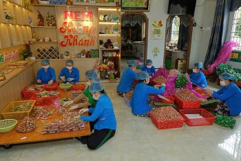 Đồng Tháp: Nhiều làng nghề truyền thống 'cháy hàng' dịp Tết