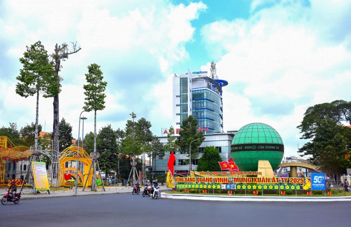 Không gian Tết đặc sắc tại UBND tỉnh Sóc Trăng