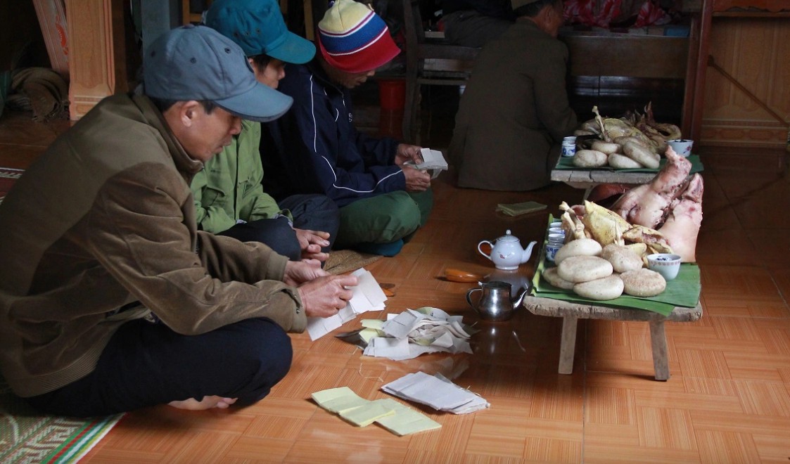 tết năm cùng dao quần chẹt