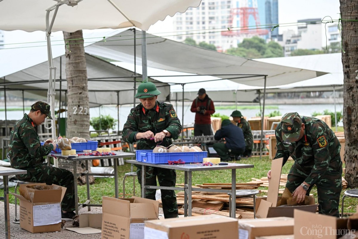 Khoảng 15h hôm nay, toàn bộ trận địa pháo hoa sẽ hoàn thành các công tác chuẩn bị.
