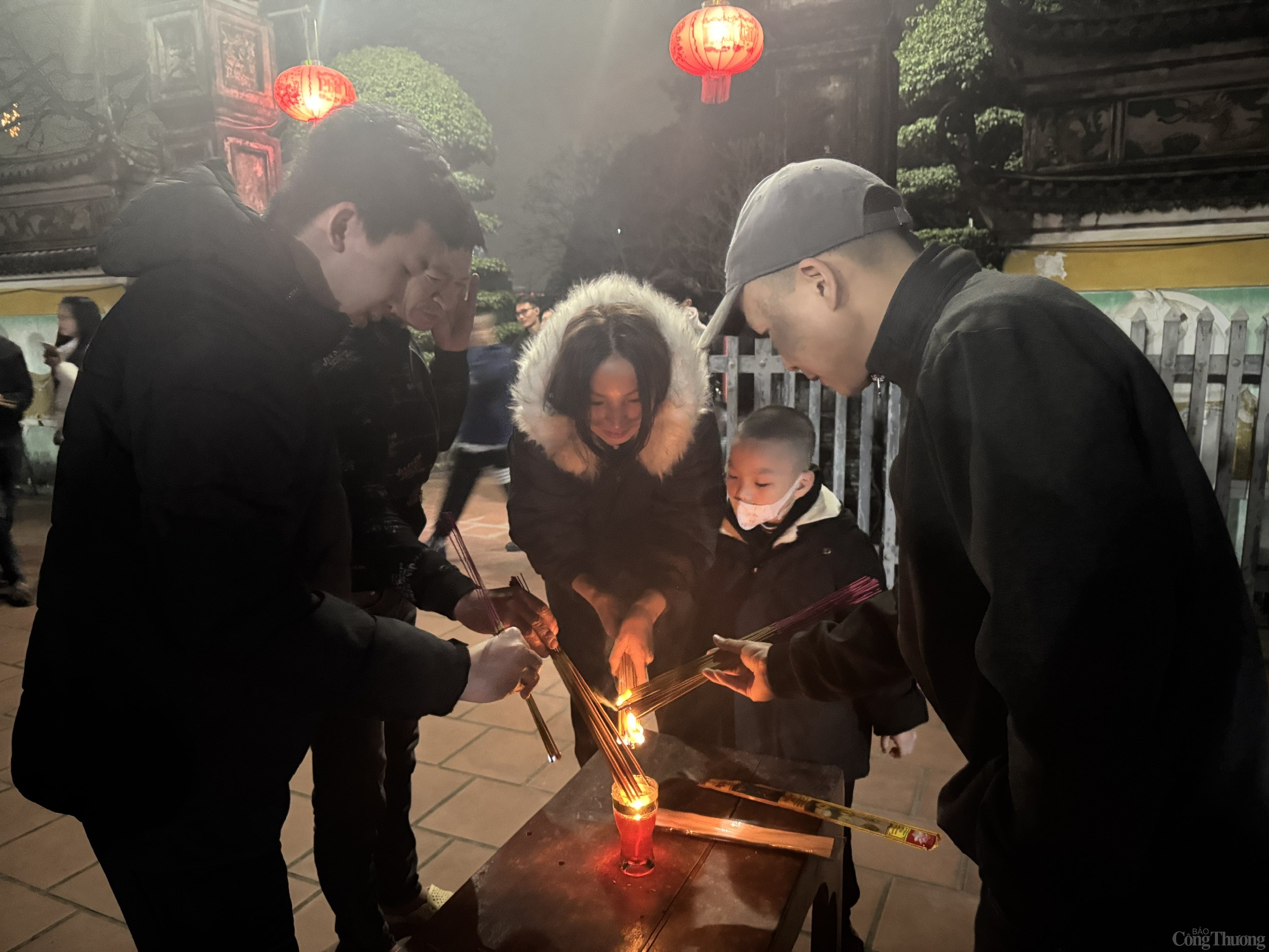 Xin lửa đầu năm Xin lửa đầu năm