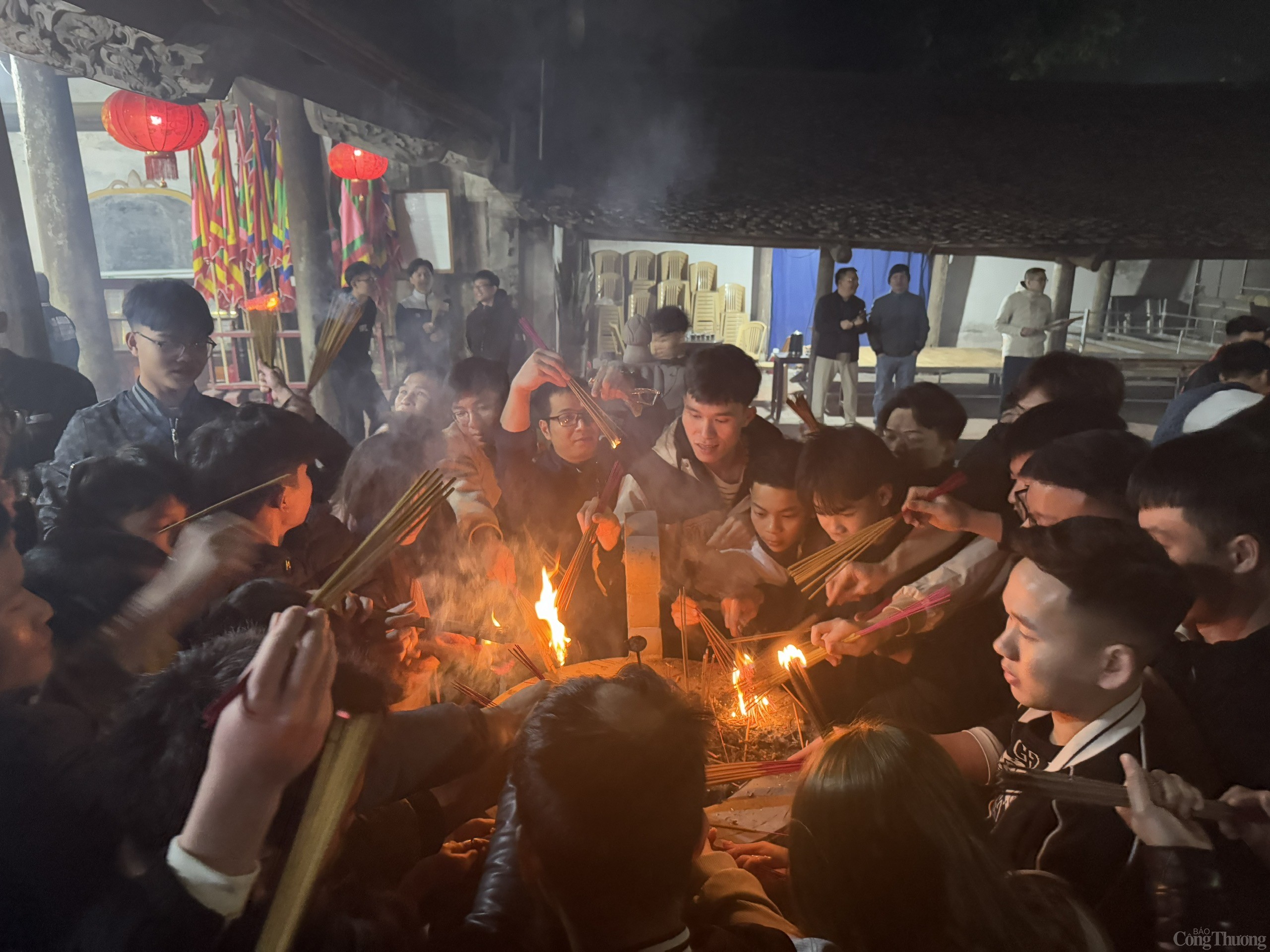 Xin lửa đầu năm Xin lửa đầu năm