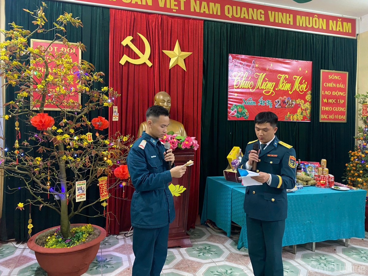 Tết của các chiến sĩ ‘canh trời’ Sư đoàn 363