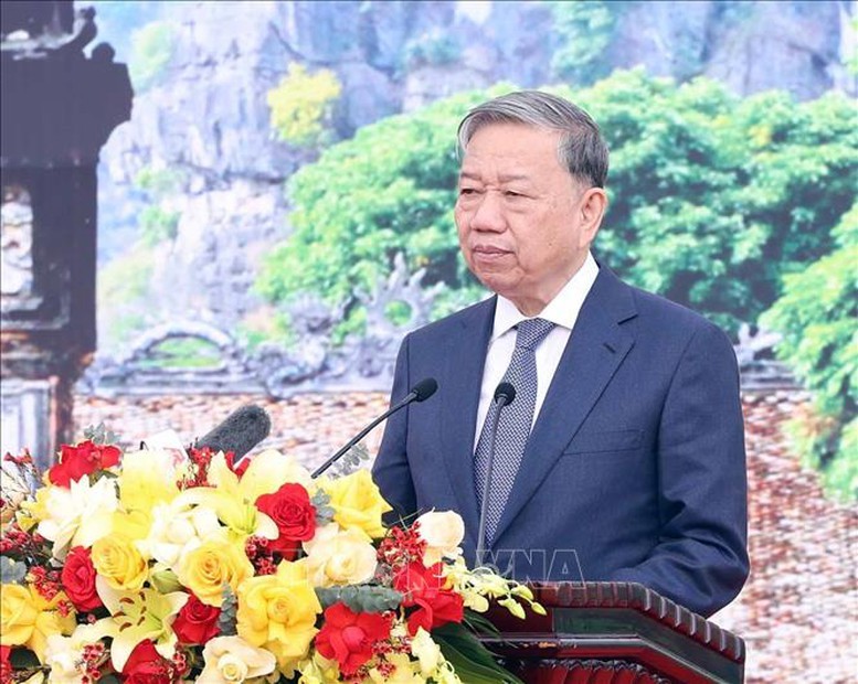 Tổng Bí thư Tô Lâm phát biểu tại Lễ phát động “Tết trồng cây đời đời nhớ ơn Bác Hồ” Xuân Ất Tỵ 2025. (Ảnh: Thống Nhất/TTXVN) Tổng Bí thư Tô Lâm phát biểu tại Lễ phát động “Tết trồng cây đời đời nhớ ơn Bác Hồ” Xuân Ất Tỵ 2025. (Ảnh: Thống Nhất/TTXVN)