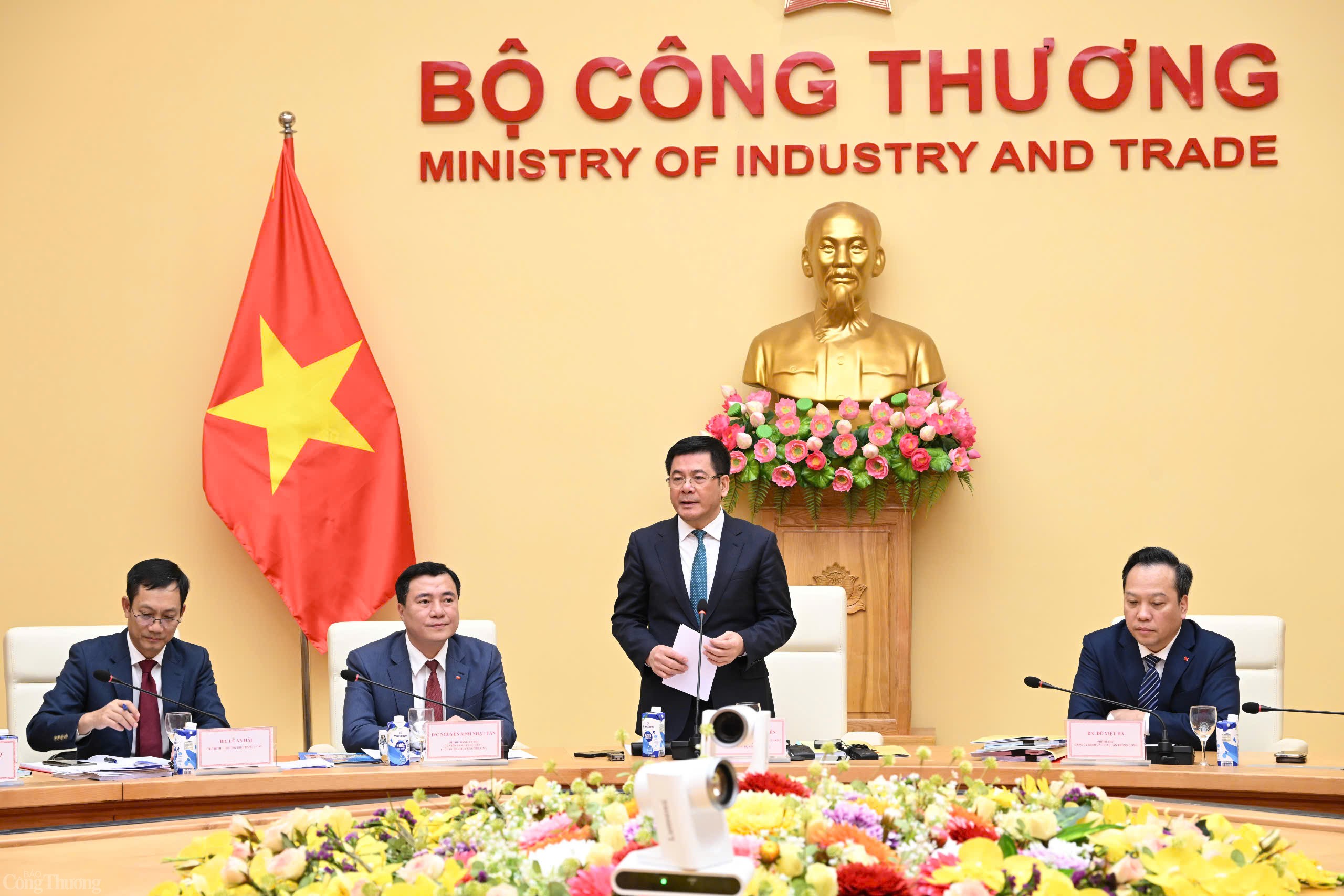 Bộ trưởng Nguyễn Hồng Diên phát biểu chỉ đạo Hội nghị tổng kết công tác xây dựng Đảng năm 2024 và triển khai nhiệm vụ năm 2025. Ảnh: Cấn Dũng Bộ trưởng Nguyễn Hồng Diên phát biểu chỉ đạo Hội nghị tổng kết công tác xây dựng Đảng năm 2024 và triển khai nhiệm vụ năm 2025. Ảnh: Cấn Dũng