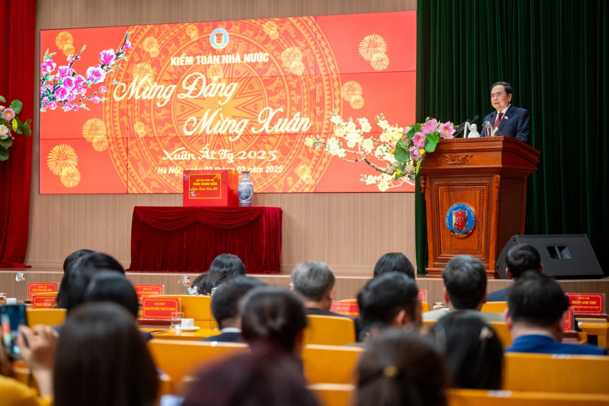 Chủ tịch Quốc hội Trần Thanh Mẫn tới thăm và làm việc với Kiểm toán nhà nước Chủ tịch Quốc hội Trần Thanh Mẫn tới thăm và làm việc với Kiểm toán nhà nước