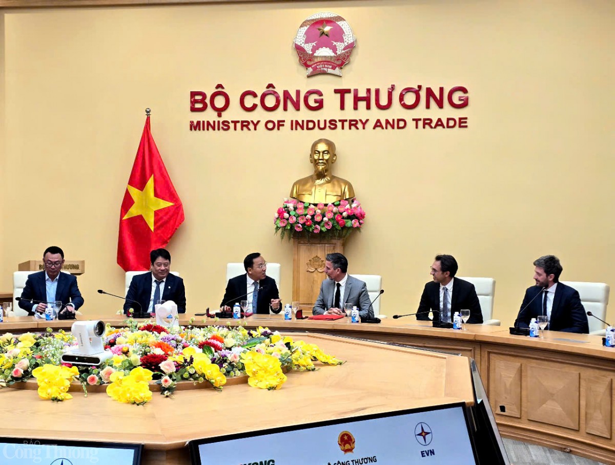 Nhà máy điện Phú Mỹ 2.2 chính thức chuyển giao cho EVN Nhà máy điện Phú Mỹ 2.2 chính thức chuyển giao cho EVN