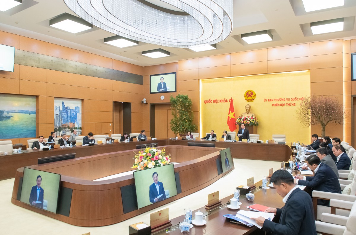 Ủy ban Thường vụ Quốc hội Ủy ban Thường vụ Quốc hội