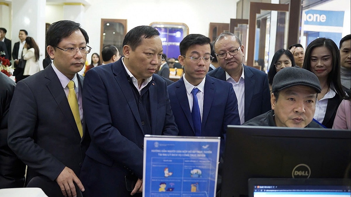 Đại lý Dịch vụ công trực tuyến: Thúc đẩy chuyển đổi số Đại lý Dịch vụ công trực tuyến: Thúc đẩy chuyển đổi số