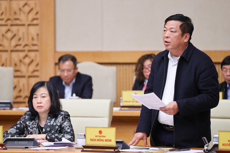 Bộ trưởng Bộ Giao thông vận tải Trần Hồng Minh phát biểu - Ảnh: VGP/Nhật Bắc