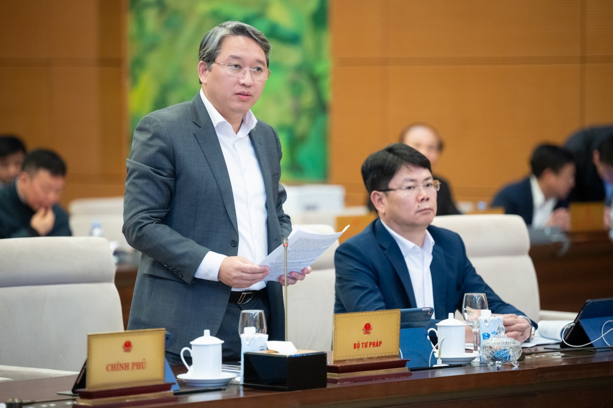 Bộ trưởng Bộ Tư pháp Nguyễn Hải Ninh Bộ trưởng Bộ Tư pháp Nguyễn Hải Ninh