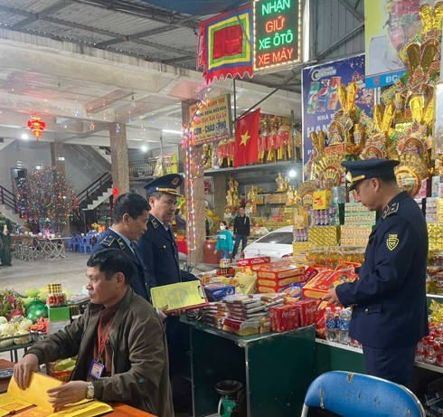 Hà Tĩnh: Ổn định thị trường tại các Lễ hội Xuân 2025 Hà Tĩnh: Ổn định thị trường tại các Lễ hội Xuân 2025