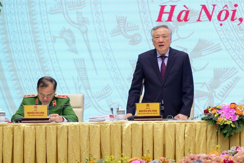 Thủ tướng: Chuyển đổi số phải toàn dân, toàn diện Thủ tướng: Chuyển đổi số phải toàn dân, toàn diện