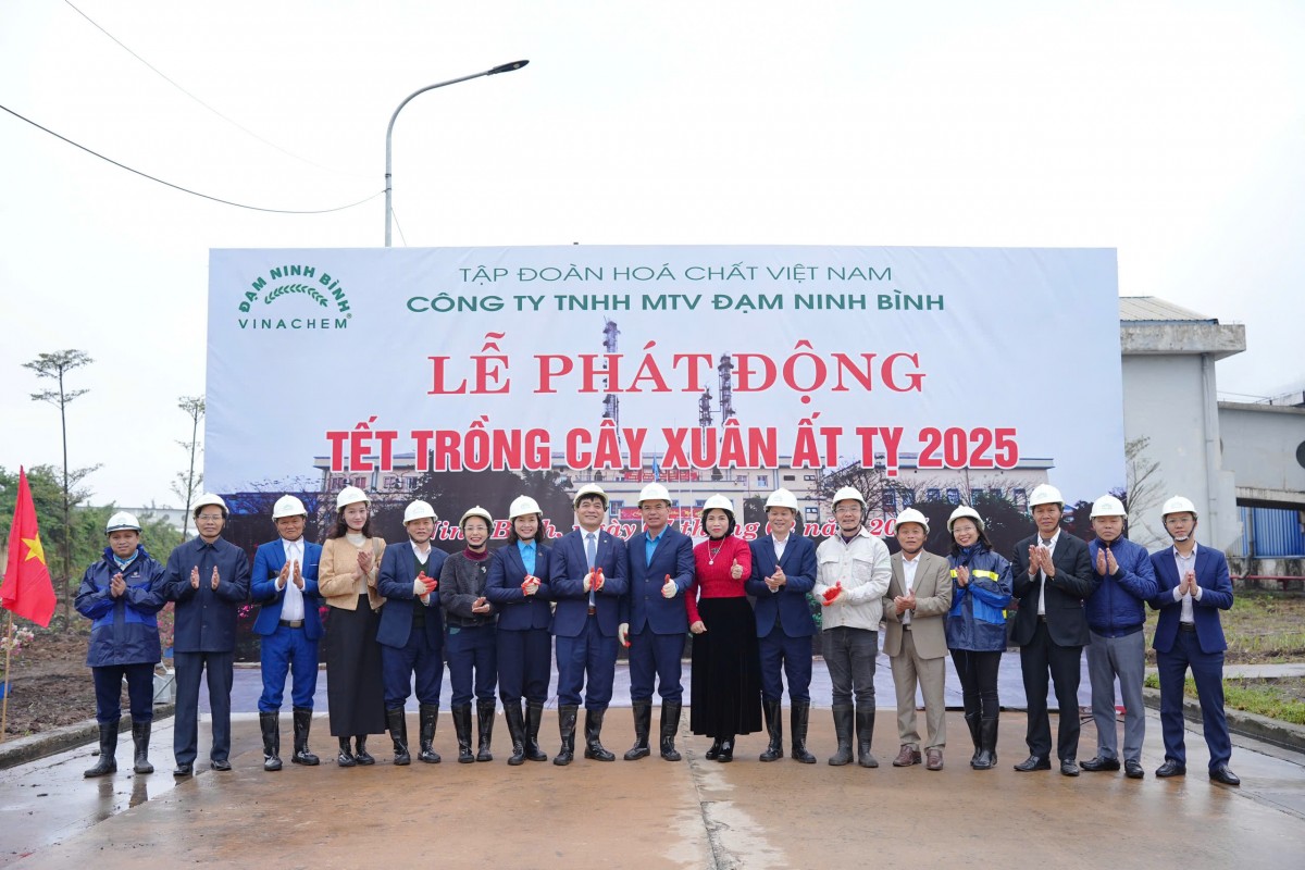 Đạm Ninh Bình phát động Tết trồng cây Đạm Ninh Bình phát động Tết trồng cây