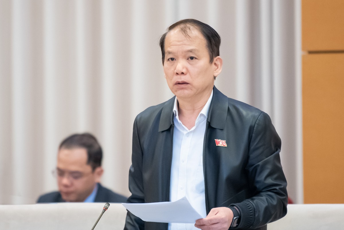 Chủ nhiệm Ủy ban Pháp luật Hoàng Thanh Tùng Chủ nhiệm Ủy ban Pháp luật Hoàng Thanh Tùng