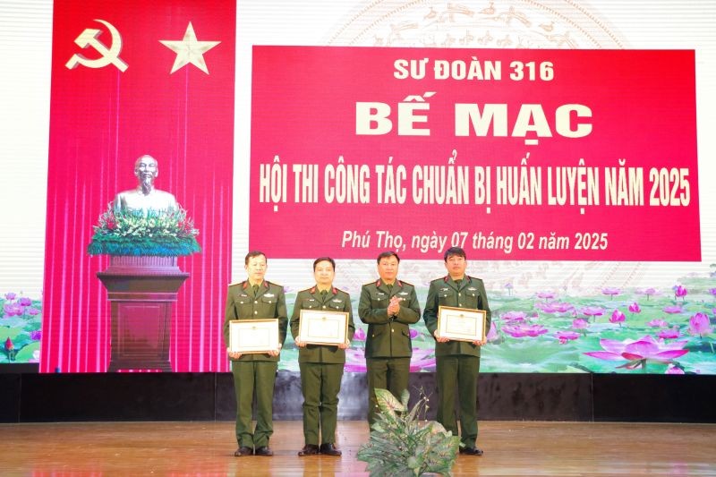 Bước tạo đà vững chắc cho năm huấn luyện mới 2025 Bước tạo đà vững chắc cho năm huấn luyện mới 2025