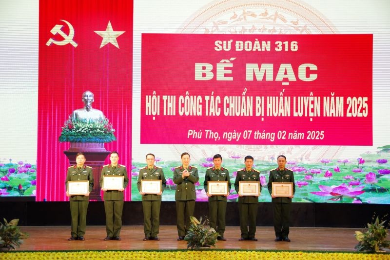 Bước tạo đà vững chắc cho năm huấn luyện mới 2025 Bước tạo đà vững chắc cho năm huấn luyện mới 2025