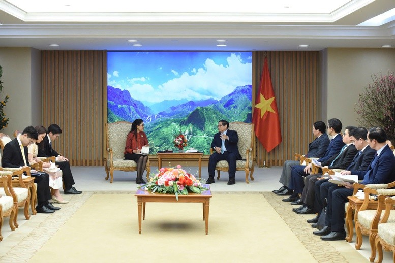 Thủ tướng đề nghị Đại sứ tiếp tục tham gia tích cực vào công tác xúc tiến thương mại, đầu tư, kết nối kinh tế, doanh nghiệp và địa phương hai nước - Ảnh: VGP/Nhật Bắc Thủ tướng đề nghị Đại sứ tiếp tục tham gia tích cực vào công tác xúc tiến thương mại, đầu tư, kết nối kinh tế, doanh nghiệp và địa phương hai nước - Ảnh: VGP/Nhật Bắc