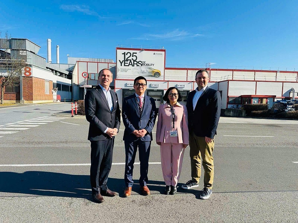 Đẩy mạnh hợp tác công nghiệp ô tô Việt Nam – Áo