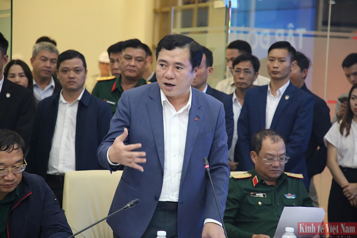 Thủ tướng 'đặt hàng' Hòa Phát nghiên cứu sản xuất ray thép Thủ tướng 'đặt hàng' Hòa Phát nghiên cứu sản xuất ray thép