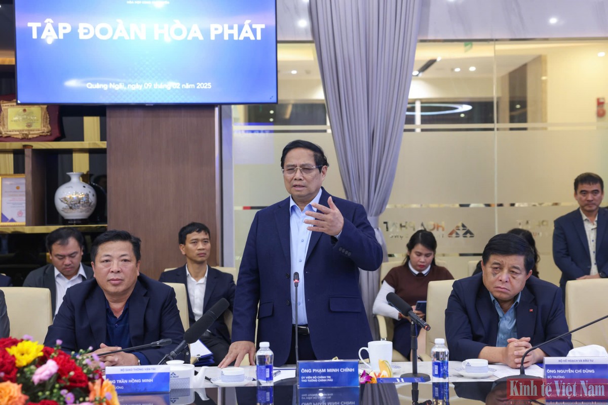 Thủ tướng 'đặt hàng' Hòa Phát nghiên cứu sản xuất ray thép Thủ tướng 'đặt hàng' Hòa Phát nghiên cứu sản xuất ray thép
