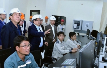 Thủ tướng đề nghị Hòa Phát nghiên cứu sản xuất ray thép