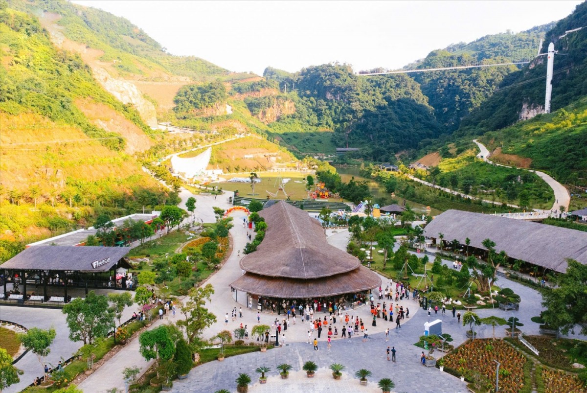 Du lịch Sơn La thu hút khách du lịch dịp đầu năm mới Du lịch Sơn La thu hút khách du lịch dịp đầu năm mới