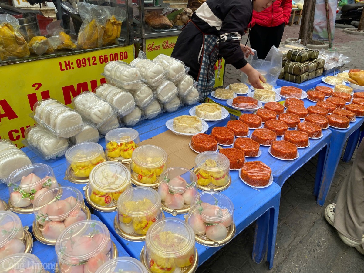 Đa dạng đồ chay cúng lễ. Đa dạng đồ chay cúng lễ.