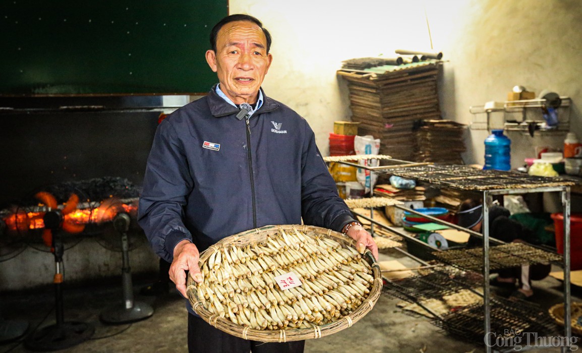 Làng nướng cá còn giải quyết công ăn việc làm cho trên 200 lao động địa phương  Làng nướng cá còn giải quyết công ăn việc làm cho trên 200 lao động địa phương