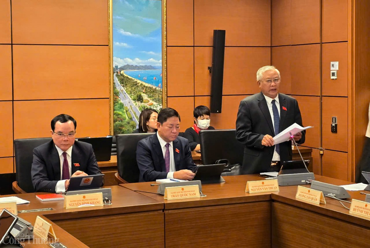 Cần qui định trách nhiệm đại biểu Quốc hội trong xây dựng Cần qui định trách nhiệm đại biểu Quốc hội trong xây dựng