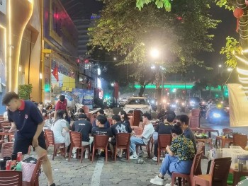 Xử phạt Buffet nướng 9BUK về hành vi lấn chiếm vỉa hè