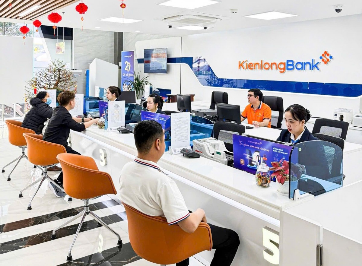 KienlongBank dẫn đầu bảng xếp hạng với tỷ lệ tăng trưởng 56,6% cao nhất toàn ngành