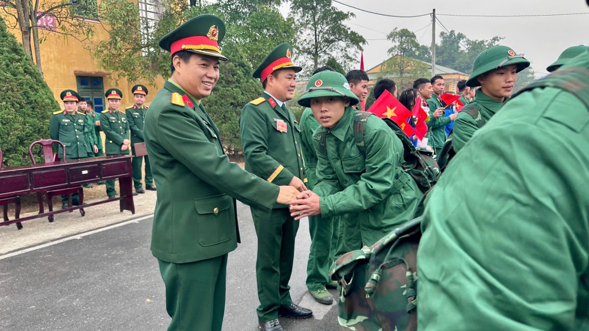 Tuyên Quang: Hơn 1.000 thanh niên sẵn sàng lên đường nhập ngũ