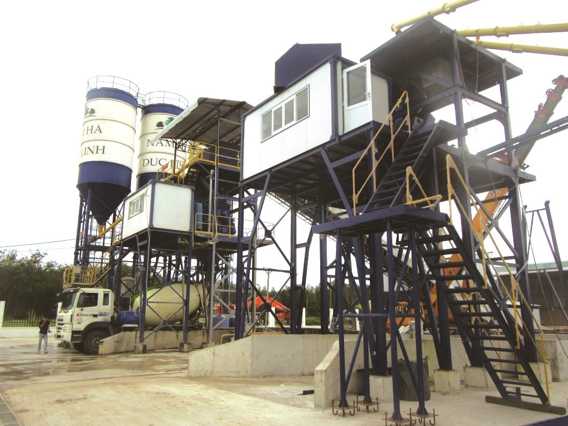 Nhà máy sản xuất bê tông tại Cụm công nghiệp Nam Hà 2 (Đức Linh). Ảnh Nhà máy sản xuất bê tông tại Cụm công nghiệp Nam Hà 2 (Đức Linh). Ảnh