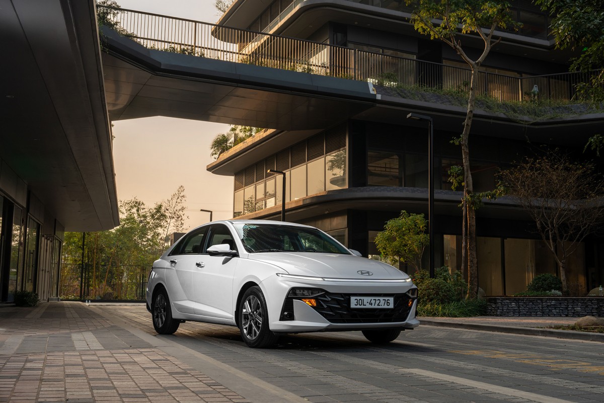 Thị trường ô tô trong nước doanh số tháng 1 giảm mạnh