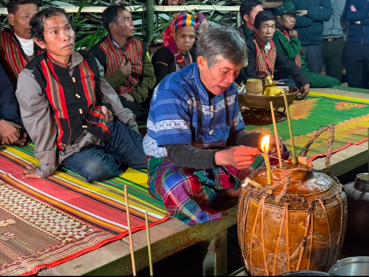 undefined Quảng Bình: Độc đáo lễ hội đập trống người Ma Coong